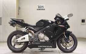 HONDA CBR600RR GEN 2 2005 PC37