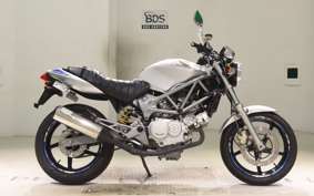 HONDA VTR 250 2025 MC33