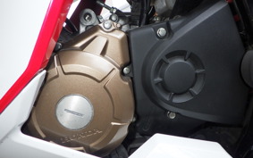 HONDA CBR150R