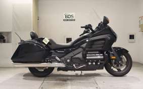 HONDA GL 1800 GOLD WING F6B SC68