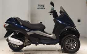 PIAGGIO MP3 250