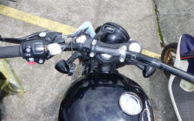 TRIUMPH BONNEVILLE BOBBER 2022
