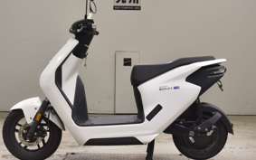 HONDA EM1 e: 2023 EF16