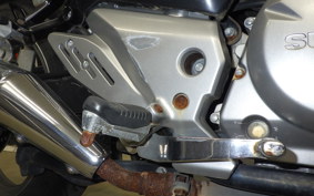 SUZUKI GSR250S