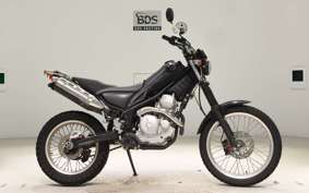 YAMAHA TRICKER DG16J