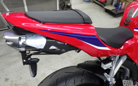 HONDA CBR600RR 2025 PC40