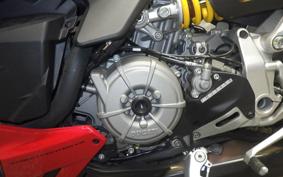 DUCATI STREETFIGHTER V2 2023