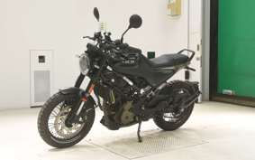 HUSQVARNA SVARTPILEN 401 2023