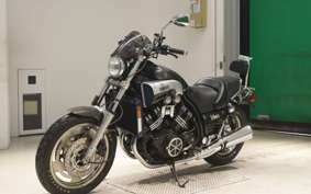 YAMAHA VMAX 2001