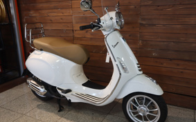 VESPA PRIMA BEIGE RA125