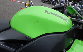 KAWASAKI ZX 10 NINJA R 2005