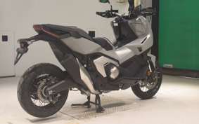 HONDA X-ADV 750 2026 RH21