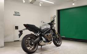 HONDA CB650R E-Clutch 2026 RH17