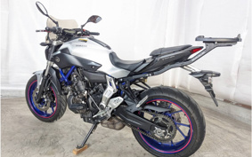 YAMAHA MT-07 2015 RM07J