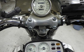 YAMAHA VMAX 2000