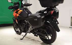 SUZUKI Vｽﾄﾛｰﾑ250 2025