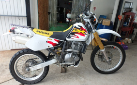 SUZUKI DR250 S SJ45A