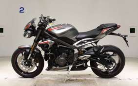 TRIUMPH STREET TRIPLE RS 2021