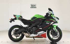KAWASAKI ZX-25R ZX250E
