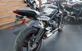 TRIUMPH  TRIUMPH  STREET  TRIPLE RS 2017 HDA464