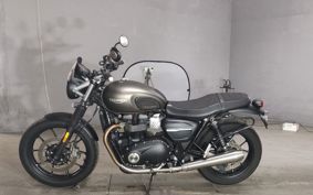 TRIUMPH STREET TWIN 900 2019 DAD74G