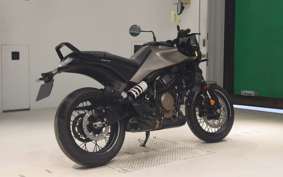 HUSQVARNA SVARTPILEN 401 2024