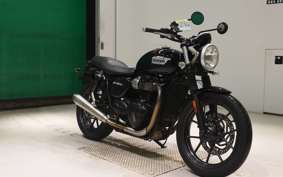 TRIUMPH STREET TWIN 2016