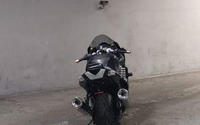 KAWASAKI ZZR1400 2006 ZXT40A