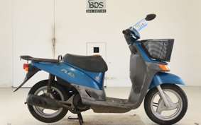 HONDA TOPIC AF38