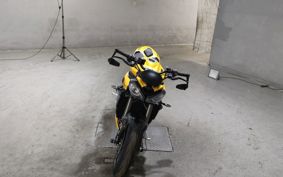 TRIUMPH STREET TRIPLE RS 2025 HDA614