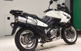 SUZUKI Vｽﾄﾛｰﾑ650 2009