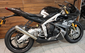 TRIUMPH DAYTONA MOTO 2 765 2020 HDA214