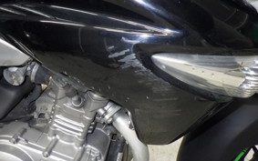 SUZUKI GSR250