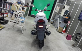 SUZUKI GSR250