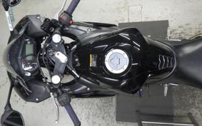 YAMAHA YZF-R25