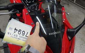 HONDA CBR150R 2001
