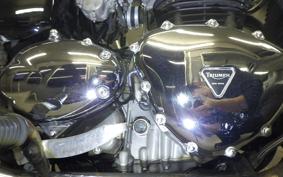 TRIUMPH BONNEVILLE T100 2006