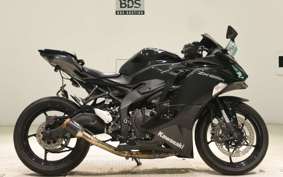 KAWASAKI ZX-25R 2014 ZX250E