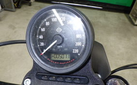 HARLEY XL883N 2015