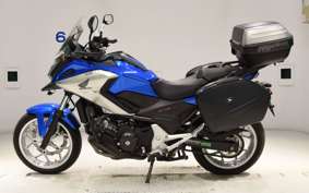 HONDA NC750X 2016 RC90