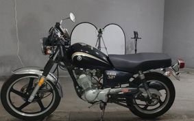 YAMAHA YB125SP PCJL