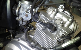 YAMAHA YB125SP 2012
