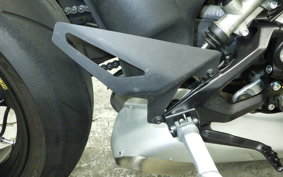 DUCATI STREETFIGHTER V4 S 2025