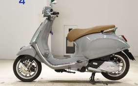 VESPA PRIMAVERA 125