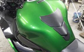 KAWASAKI NINJA H2 SX SE 2018 ZXT02A
