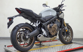 HONDA CB650R E-Clutch 2025 RH17