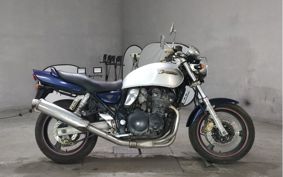 SUZUKI INAZUMA 400 GK7BA