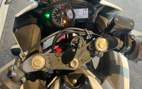 YAMAHA YZF-R25 ABS ...