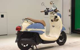 YAMAHA VINO 50 Gen.4 2004 AY02