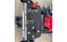 HONDA  SNOW BLOWER  MACHINE 